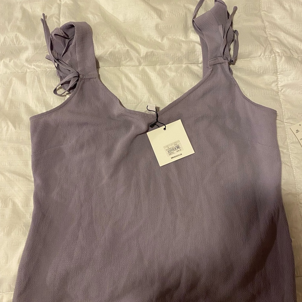 Lilac cropped tank.
